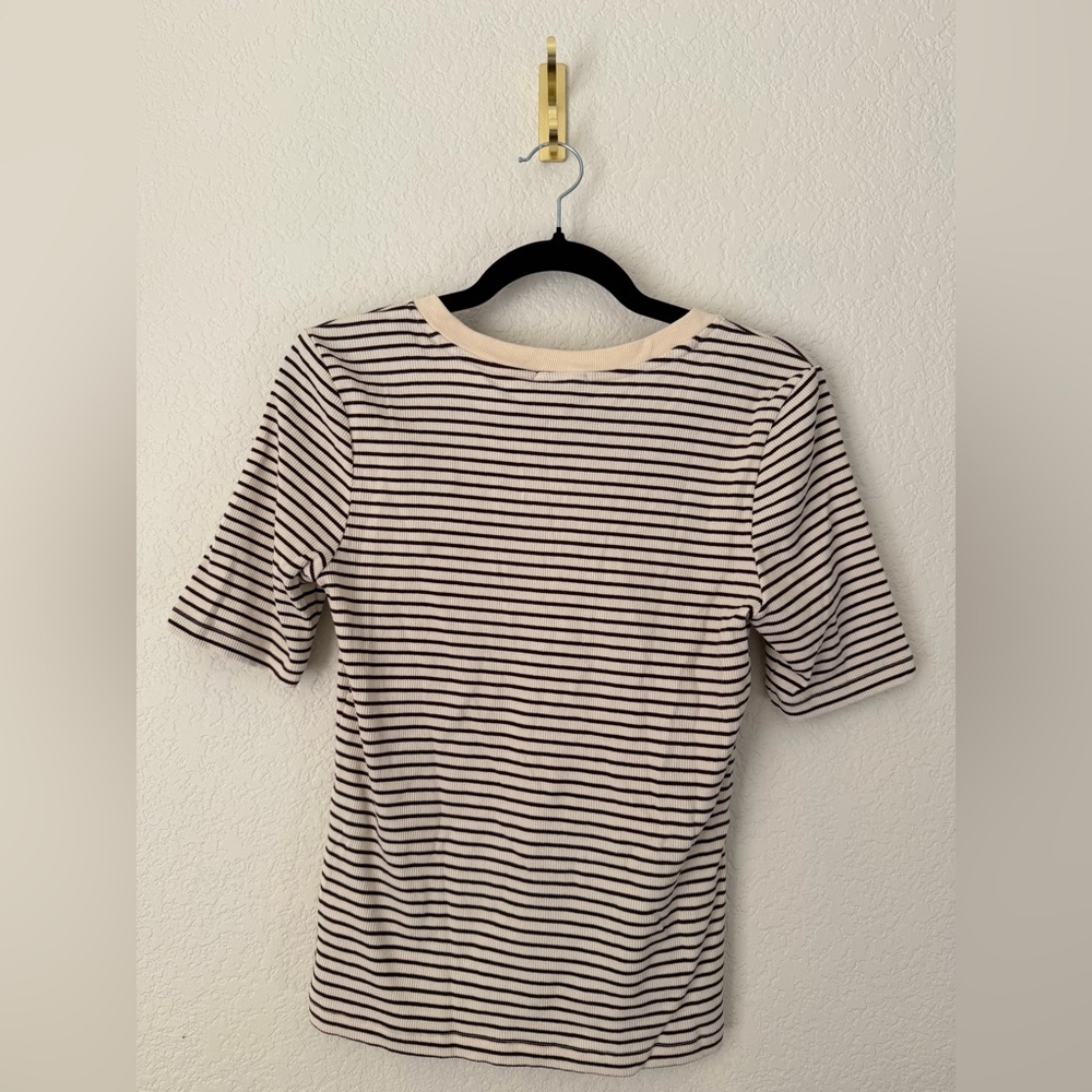 Evereve Capri Lace Up Tee Small - Picture 6 of 9